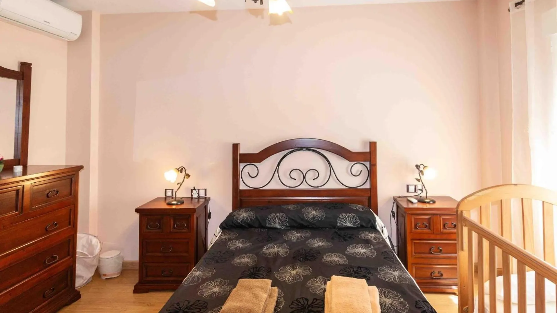 Villa Casa Rosa Del Romeral Niguelas Spain