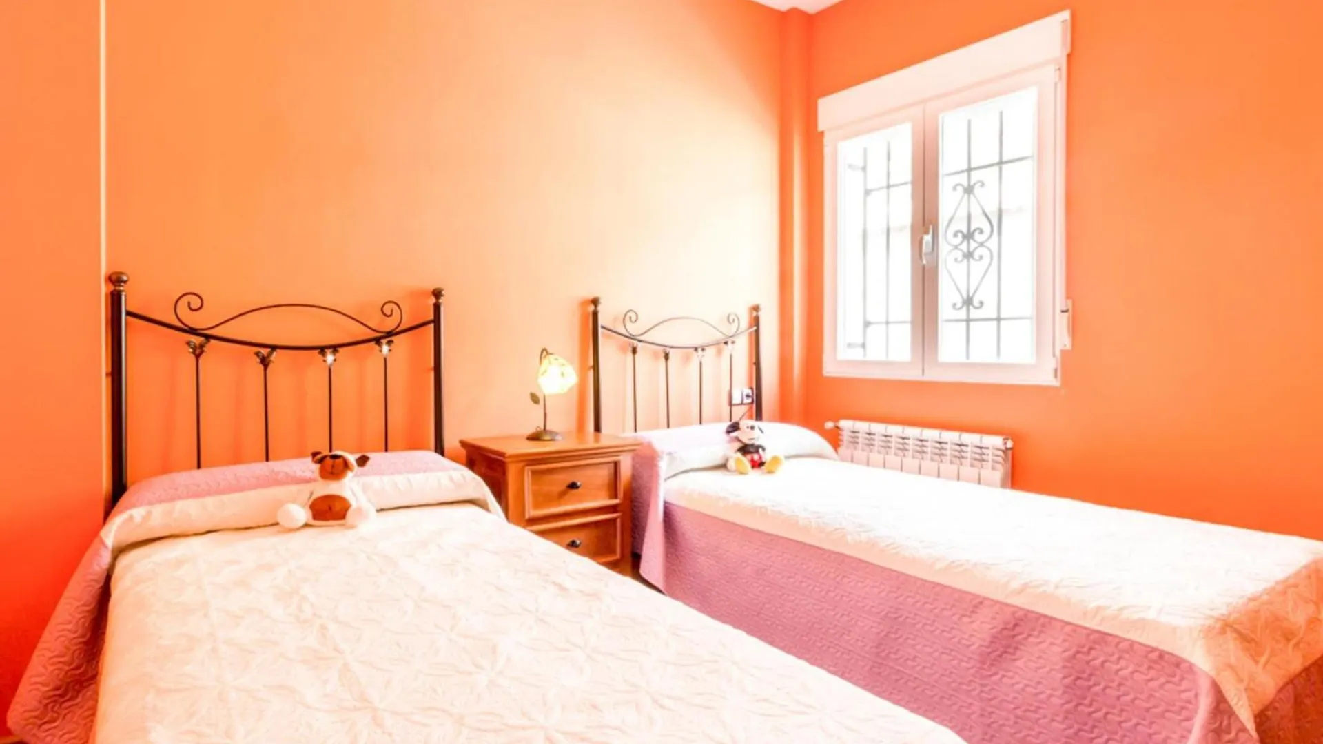 Villa Casa Rosa Del Romeral Niguelas Spain